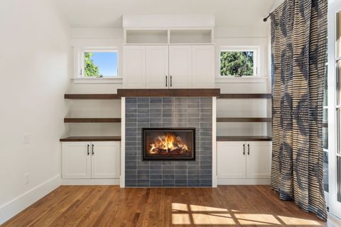 Gas Fireplace